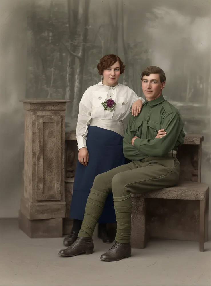 Asker ve eşi, onarılmış ve renklendirilmiş